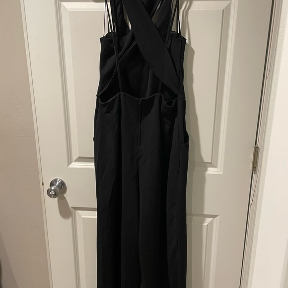 Jumpsuit criss cross back - Picture 2 of 4